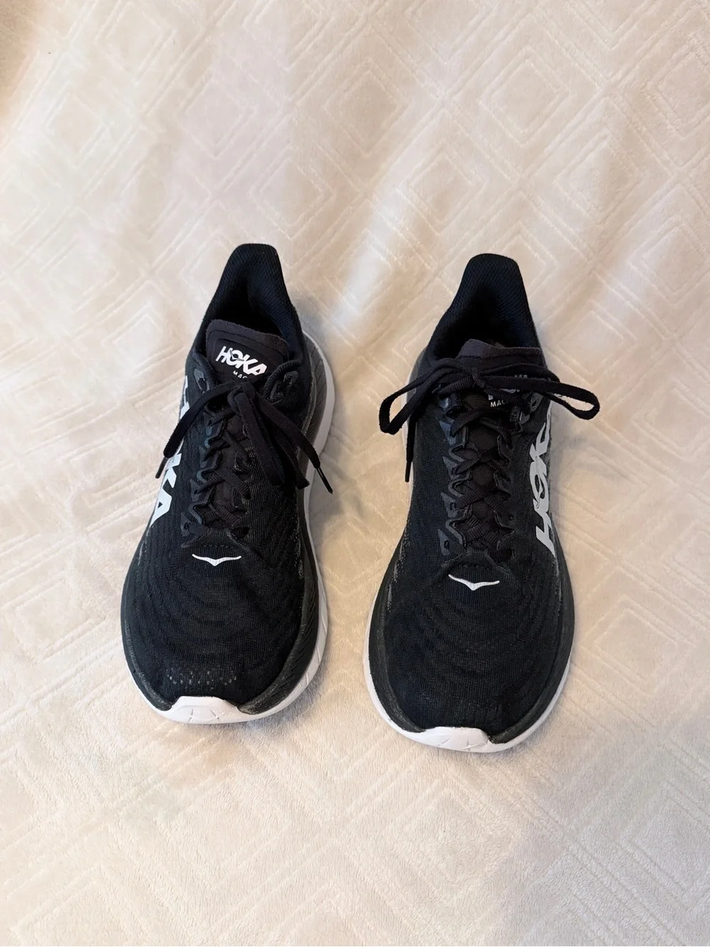 Hoka women’s Mach 5 Running Shoes Black & Gray Athletic Sneakers